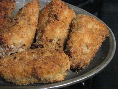 Dave's Cupboard: Turkey Croquettes Turkey Croquettes Recipes, Veggie Croquettes, Turkey Croquettes, Rissoles Recipe, Chicken Croquettes Recipe, Chicken Croquettes, Croquettes Recipe, Menu Recipes, Atkins Diet Recipes