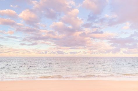 pastel hawaii beach Summer Beach Aesthetic Wallpaper Laptop, Pastel Background Wallpapers Desktop, Pastel Background Desktop, Labtob Wallpaper, Beach Computer Wallpaper, Ocean Pastel, Vintage Desktop Wallpapers, Sunset Watercolor, Coastal Wallpaper