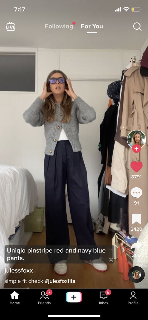 Navy Pants Outfit Aesthetic, Navy Pin Stripe Pants Outfit, Navy Pinstripe Pants Outfit, Navy Trousers Outfit Women, Pin Stripe Pants Outfit, Navy Trousers Outfit, Pinstripe Trousers Outfit, Striped Trousers Outfit, Blue Trousers Outfit