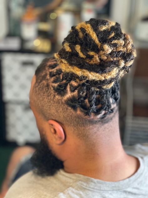 Male Loc Updo Styles, Loc Bun Styles, Loc Updo Styles, Master Cosmetologist, Loc Bun, Loc Updo, Dread Hairstyles For Men, Loc Styles For Men, Bun Style