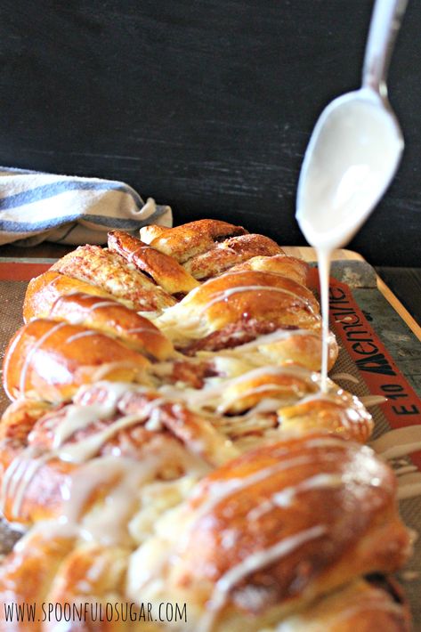 Cinnamon Roll Braided Bread | Spoonful of Sugar Braided Bread, Cinnamon Bread, Bread Recipes Sweet, Sweet Roll, Breakfast Breads, Bread Recipes Homemade, Slice Of Bread, Bread Rolls, Dinner Rolls