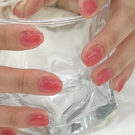 Jelly Shellac Nails, Jelly Watermelon Pink Nails, Coral Jelly Nails, Korean Nail Ideas For Short Nails, Jelly Short Nails, Short Jelly Nail, Simple Jelly Nails, Jelly Nails Short, Jelly Acrylic Nails