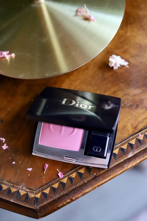 this is the dior beauty longwear couture rouge powder blush in the shade “rose caprice” ☺️ #dior #diorbeauty #pinkblush #paleskin #fairskin Dior Blush, Shade Roses, Dior Beauty, Powder Blush, August 19, Pale Skin, Fair Skin, Light Summer, Summer Makeup