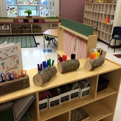 Reggio Art Center, Tk Centers, Hygge Classroom, Natural Activities, Nature Based Preschool, Community Programs, Ladybug House, Three Pigs, Reggio Emilia Classroom