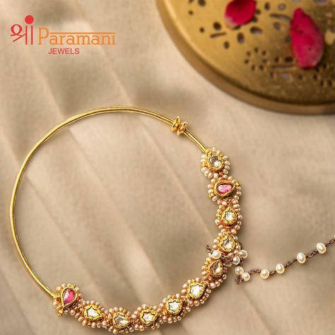 Nath Designs, Nose Ring Jewelry, Rajputi Jewellery, Kundan Jewellery Bridal, Bridal Necklace Designs, Bridal Jewelry Vintage, Gold Mangalsutra Designs, Bridal Accessories Jewelry, Antique Bridal Jewelry