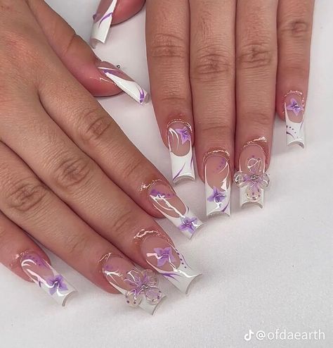 Nails Acrylic Flower, Fall Nails Acrylic, Quinceanera Nails, Nails Summer Nails, Purple Acrylic Nails, Girly Acrylic Nails, Purple Nail, Dope Nail Designs, Simple Acrylic Nails