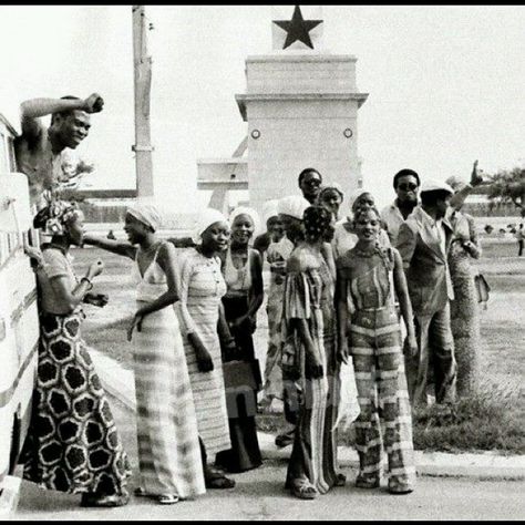 Afrobeat Artists, Ghana Culture, Fela Kuti, Ghana Fashion, Africa Photography, African Origins, Ghanaian Fashion, Black Photography, African People