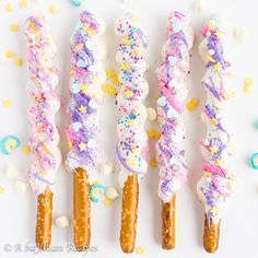 Unicorn Party Food, Unicorn Treats, Unicorn Desserts, Unicorn Themed Birthday Party, Unicorn Cookies, Pretzel Sticks, Unicorn Cupcakes, Unicorn Foods, Birthday Party Food