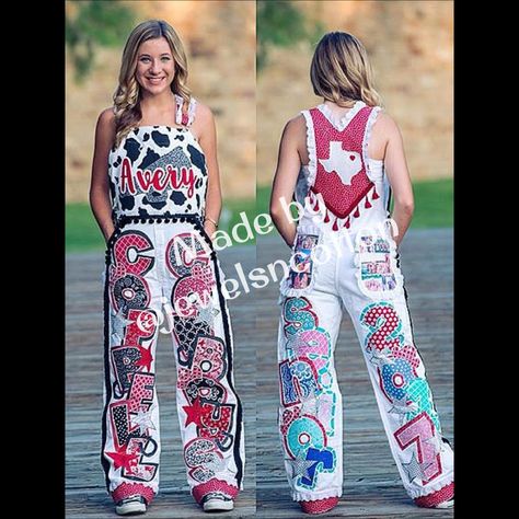 Senior Overalls Designed and Created at Jewels N Cotton Follow on Instagram and Facebook School Spirit Outfit, Painted Overalls, Senior Year Diy, Senior Year Things, Homecoming Mums Senior, Homecoming Spirit Week, Senior Year Fun, Homecoming Spirit, Spirit Week Outfits