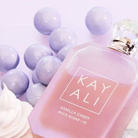 Point Click Vibes 👆 on Instagram: "REVEAL #Kayali Vanilla Sugar Rock Candy 🍭🍬  ($125) - 100ml ($89) - 50ml ($32) - 10ml   a lighter, youthful take on the brand’s cult-fav, Vanilla.  * Top Notes: Candied Pear, Violet Leaves, Rum, Ylang-Ylang, Marshmallow, Vanilla Cream * Middle Notes: Jasmine, Labdanum, White Caramel, Bubble Gum, Jellybean * Base Notes: Tonka, Vetiver, Sandalwood, Cashmere Woods, Patchouli  👉 launching 5/2 🔗 LINK in BIO to sign up for waitlist   for even more beauty 💄 access my subreddit r/newinbeauty ↪️ if you’d like to join our community with the latest beauty news, reviews, swatches and hauls check it out   —————————-//////————————  ‼️ IMAGE SHARING DISCLAIMER   all 📸 used in edit owned by Kayali  i do NOT own photos, these photos are publicly available, edited an Kayali Yum Boujee Marshmallow, Kayali Vanilla Rock Candy, Kayali Vanilla Candy Rock Sugar, Kay Ali Perfume Vanilla, Vanilla Makeup, Sweet Like Candy Perfume, Kayali Vanilla, Violet Leaves, Body Smells