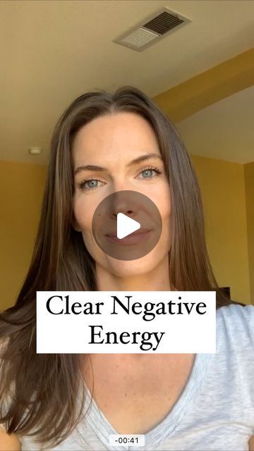 Bridget Boren on Instagram: "How to clear negative energy from others✨

#spiritualgrowth #energyhealing #qigong #reiki #spirituality #innerwork #heartchakra #heartcentered #heartmath #argument #breakup #ancientwisdom #taichi #somatictherapy #negativity #energyclearing" Clear Energy, Energy Clearing, Clear Negative Energy, Ancient Wisdom, Tai Chi, Heart Chakra, Negative Energy, Spiritual Growth, Energy Healing