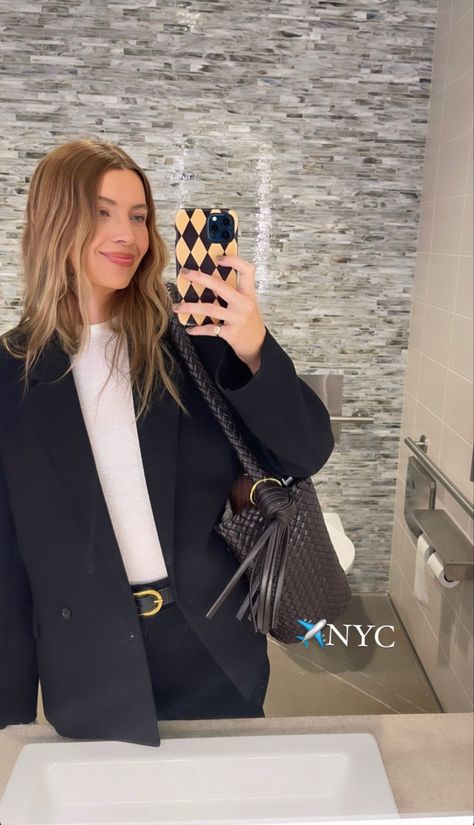 Courtney Grow, 2024 Vision, Vision Board, Ootd, New York, Hair