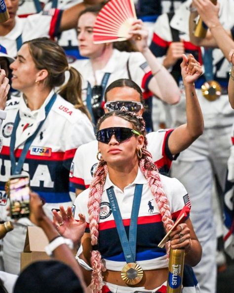 Soccer Team Photos, Trinity Rodman, Us Women's National Soccer Team, Soccer Girlfriend, Usa Soccer Team, Uswnt Soccer, Women's Soccer Team, Soccer Inspiration, Usa Soccer Women