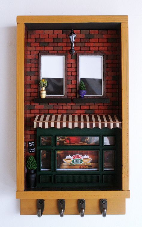 Friends Door, Art Diorama, Key Holder Wall, Friends Central Perk, Friends Art, Friends Diy, Key Holders, Quick Crafts, Central Perk