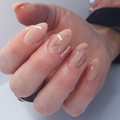 Almond nail designs are one of the most popular nail art. Its elegant shape can make your fingers look slender and attractive. If you are looking for the Almond Nail Designs, Almond Acrylic Nails Designs, Acrylic Nails Almond Shape, Short Almond Nails, Short Almond, Fall Acrylic Nails, Almond Nails Designs, Almond Acrylic Nails, Almond Nail