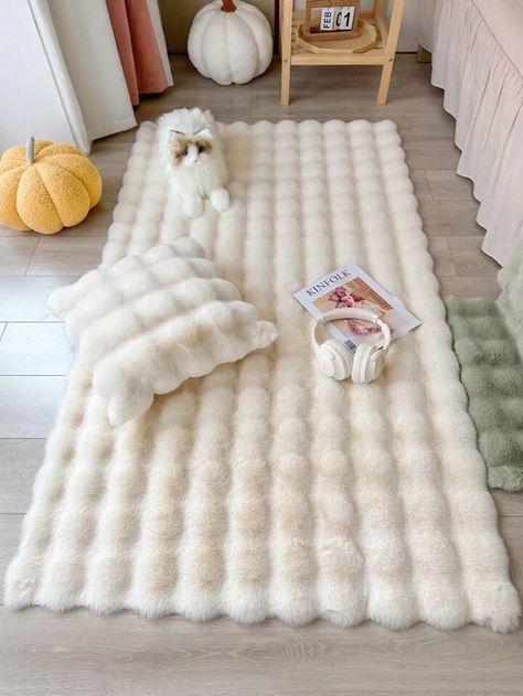 Living Room Bay Window, Fur Carpet, Coffee Table Mat, Area Rug Sets, Bedroom Size, Green Curtains, Plush Area Rugs, Plush Carpet, Bedroom Area Rug