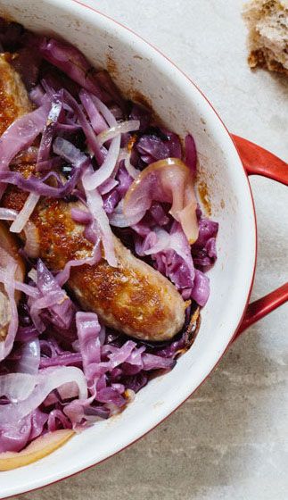 Roasted cabbage, apples, and Italian sausage: Maybe the best (and easiest) fall dinner. Cabbage Crockpot, Cabbage And Apples, Roasted Italian Sausage, Sausage Cabbage, Crockpot Italian, Savory Apple Recipes, Corn Beef, Cabbage And Sausage, Italian Sausage Recipes