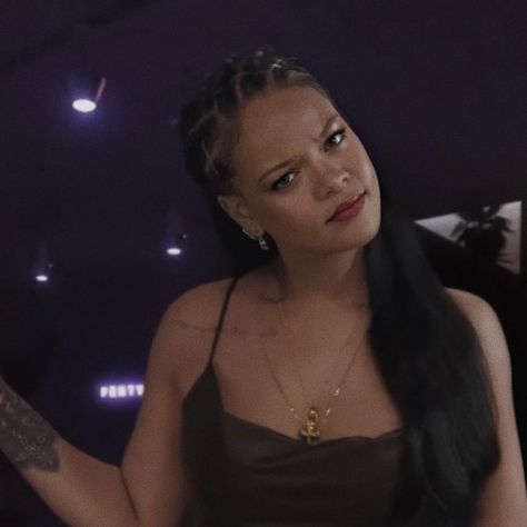 Rihanna Reaction Pics, Rihanna Icon, Rihanna Meme, Rihanna Face, Rihanna Looks, Rihanna Photos, Rihanna Riri, Rihanna Style, Reaction Face