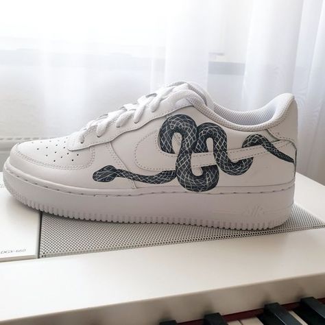 Painted Shoes Diy, Custom Af1, Custom Painted Shoes, Custom Shoes Diy, Nike Shoes Air Force, Dr Shoes, Custom Nike Shoes, Personalized Shoes, Nike Air Shoes