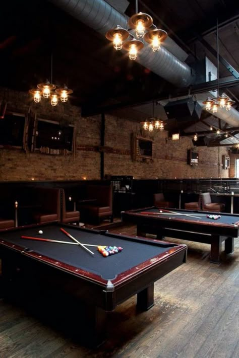 Sport Bar Design, Billiards Bar, Bar Deco, Pool Table Room, Sport Bar, Pool Hall, Pool Halls, Pool Tables, Pool Rooms