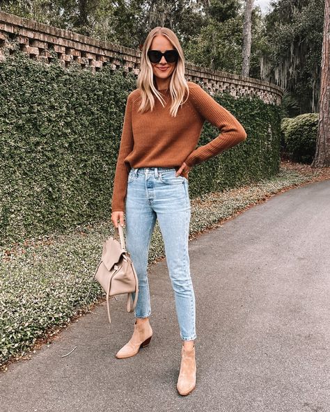 Celine Belt, September Fashion, Most Comfortable Jeans, Fashion Jackson, Jenni Kayne, Fisherman Sweater, Cat Eyes, Outfit Inspiration Fall, Outfit Look