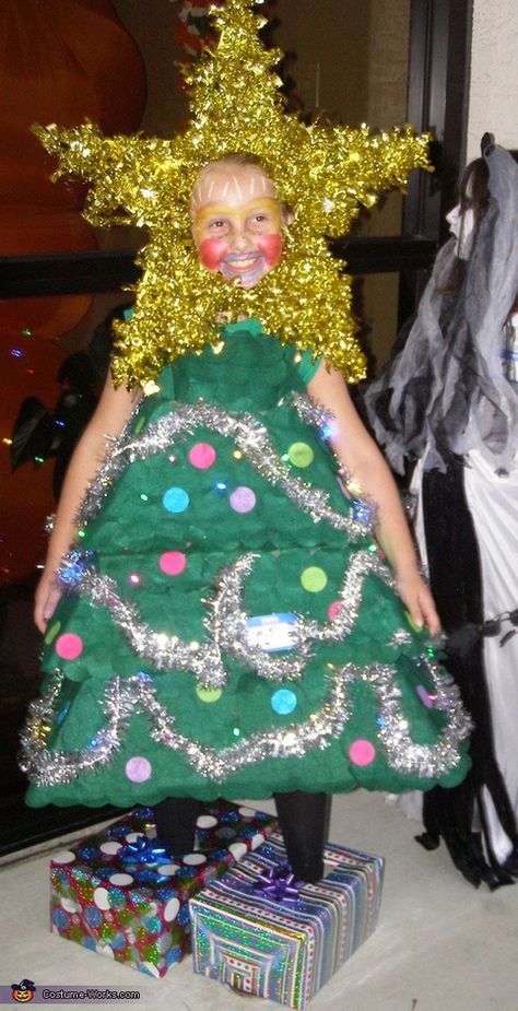 10 Homemade Christmas Costumes cute fun creative diy crafts christmas crafty christmas crafts christmas outfits Christmas Tree Halloween Costume, Christmas Tree Costume Diy, Christmas Costumes Diy, Christmas Tree Outfit, Christmas Tree Costume, Tree Costume, Xmas Costumes, Christmas Fancy Dress, Diy Kostüm