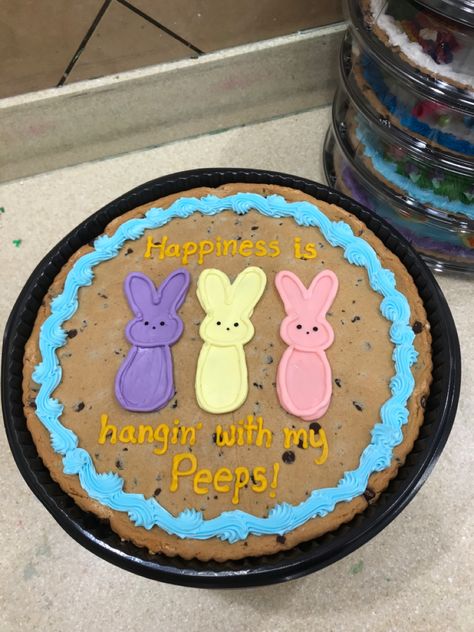 Easter Message Cookies, Easter Cookie Cake Ideas, Easter Cookie Cake Decorating Ideas, Easter Cookie Cakes, Easter Cookie Cake Designs, Spring Cookie Cake, Ostara Desserts, Easter Cake Designs, Easter Themed Cakes