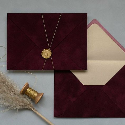 Royal Blue Wedding Invitations, Velvet Invitation, Velvet Envelope, Velvet Wedding Invitations, Silver Wedding Invitations, Burgundy Wedding Invitations, Luxury Invitation, Acrylic Wedding Invitations, Blue Envelopes