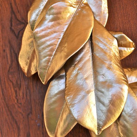 Winter White Decor, Magnolia Christmas Decor, Magnolia Leaf Garland, Magnolia Decor, Fresh Christmas Wreath, Magnolia Leaf Wreath, Glam Christmas Decor, Magnolia Leaf, Silver Christmas Decorations