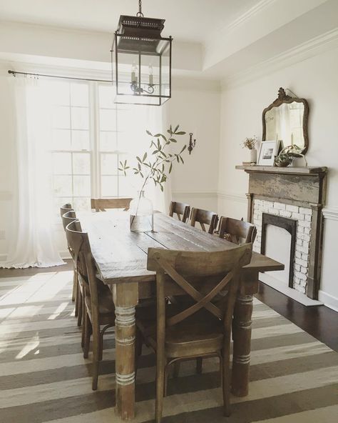 See this Instagram photo by @threve_interiors • 281 likes Dining Room With Fireplace, Faux Mantle, Slate Fireplace, Fireplace Bookshelves, Fireplace Mantles, Dining Room Fireplace, Dining Room Remodel, Casual Dining Rooms, Room With Fireplace