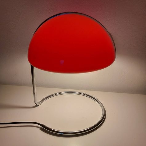 "Beautiful \"Conchiglia\" lamp: - designed by Luciano Buttura & Luigi Massoni for Harvey Guzzini, Italy in 1968 - made in 70s by Meblo (Yugoslavia) - condition: great working condition Dimensions: Height: 17.33 in. (44 cm) Diameter: 13 in. (33 cm) For more great vintage pieces visit my shop https://www.etsy.com/shop/RetroExYu?ref=l2-about-shopname" Vintage Ikea Lamp, 70s Lamps, Postmodern Lamp, Jazz Room, Harvey Guzzini, Luigi Massoni, Thonet Dining Chairs, Retro Desk Lamp, 70s Interior