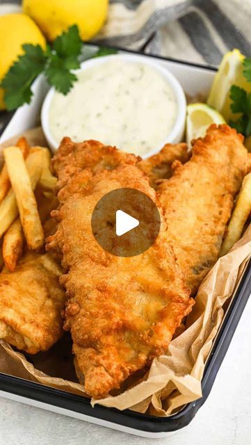 Seafood Network🦞🦐🦀🦑🐙🍤 on Instagram: "Mouthwatering Spicy Fish And Chips 🥵 @gordongram Approved 🤔
@thegoldenbalance

Would you SMASH or PASS⁉️
Comment and tag a Seafood Lover/Friend below 👇🏼
#seafoodnetwork#seafoodlovers#seafood" Fish And Chips Recipe, Walleye Recipes, Fish N Chips Recipe, Weekend Food, Seafood Recipe, Battered Fish, Fried Fish Recipes, Smash Or Pass, Fish Soup