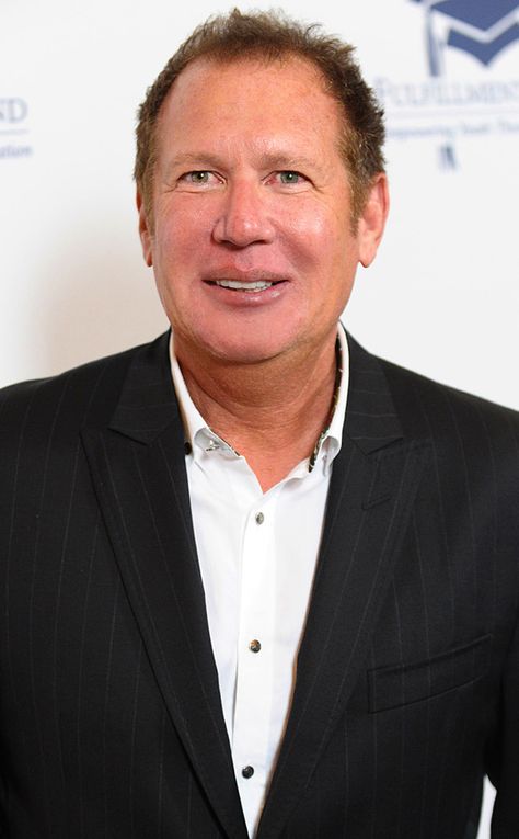 NEWS/ Garry Shandling Dead at 66,,, RIP Garry Shandling, Celebrity Lifestyle, Celebrity Kids, Emergency Medical, Celebrity Entertainment, Rest In Peace, Entertainment News, Famous People, Comedians