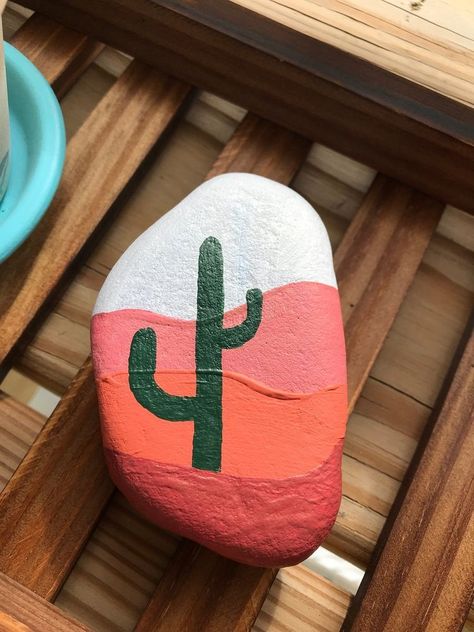 Painted Rock Cactus, Rock Cactus, Painted Garden Rocks, Stones Garden, Diy Rock Art, Stone Art Painting, Cactus Painting, Painted Rocks Kids, Painted Rocks Craft