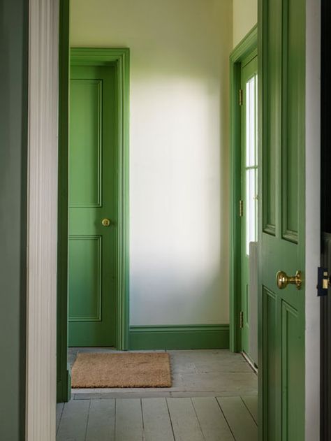 Welsh House | Ben Pentreath Ltd Colored Door Frames, Green Kitchen Door, Doorway Paint Ideas, Dark Painted Interior Doors, Colorful Doors Interior, Colored Trim Interior, Green Interior Doors, Painted Door Frames, Painted Doorway