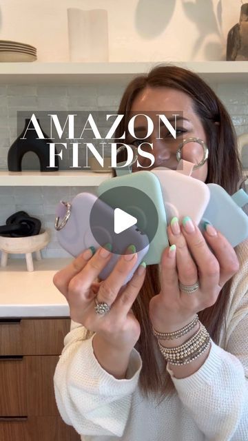 Amazon Must Haves For Teens, Keychain Charger, Travel Keychain, Amazon Home Finds, Portable Chargers, Apple Watch Charger, Interesting Products, Privacy Settings, Home Finds