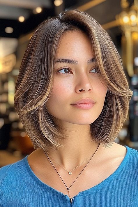 Layered Bob Haircut, Sleek and Subtle Balayage Bob Jawline Bob Haircut, Jawline Bob, Layered Bob Haircut, Tapered Bob, Soft Bangs, Balayage Bob, Subtle Balayage, Layered Bob Haircuts, Sandy Blonde