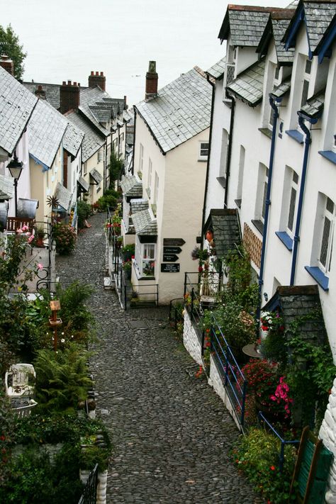 Clovelly - Devon, England. Summer 2016. If you plan a trip to south ovest England, don't miss it!!! Clovelly Devon, England Summer, Devon England, Plan A Trip, Summer 2016, Plan A, Devon, England, Road