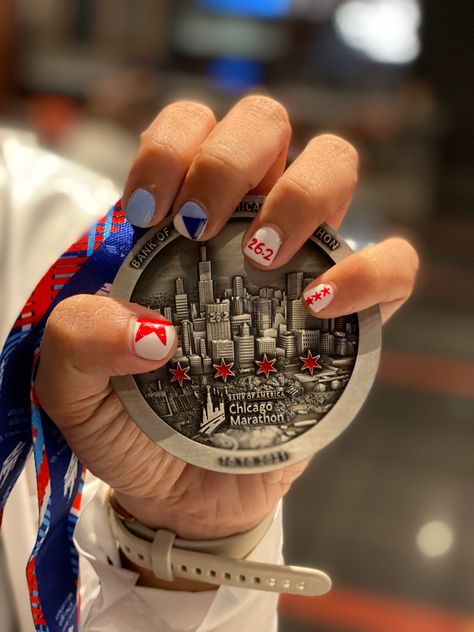 Chicago Marathon Nails Marathon Nails, Chicago Half Marathon, Nails Nyc, Disney Running, Berlin Marathon, Board Mood, New York Marathon, Nyc Nails, Marathon Shirts