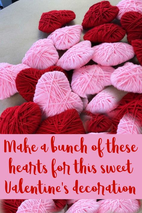 How to make this Quick, Easy, Fun, and oh, so Sweet Valentine's Garland - Celebrate & Decorate Valentine Crafts With Kids, Diy Valentine Ornaments Ideas, Valentine Mantle Ideas, Diy Valentine Ornaments, Valentine’s Day Ornaments, Crochet Valentines Decor, Valentine Wreaths Diy Easy, Valentines Day Garland Diy, Simple Valentines Decor Diy