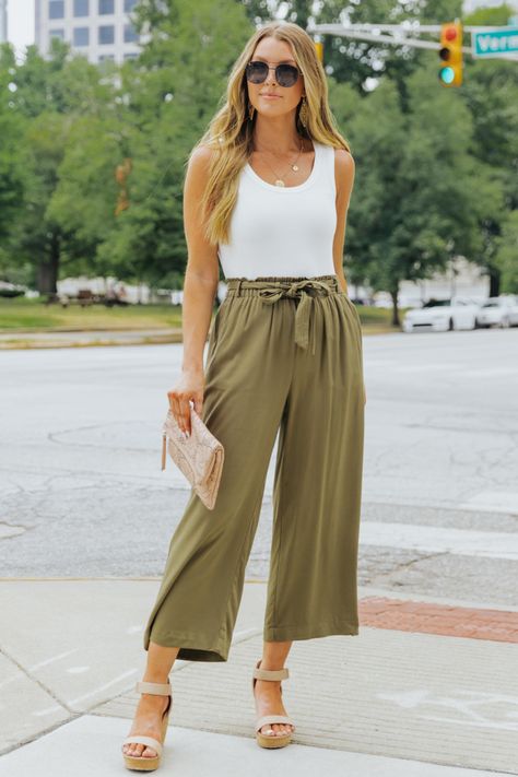 Olive Green Tencel Wide Leg Paperbag Pants Work Outfit Casual, Style Red Dress, Pre Fall Outfits, Green Linen Pants, Basic Bodysuit, Fashion Slides, Fall Blouse, Paperbag Pants, Teacher Outfit