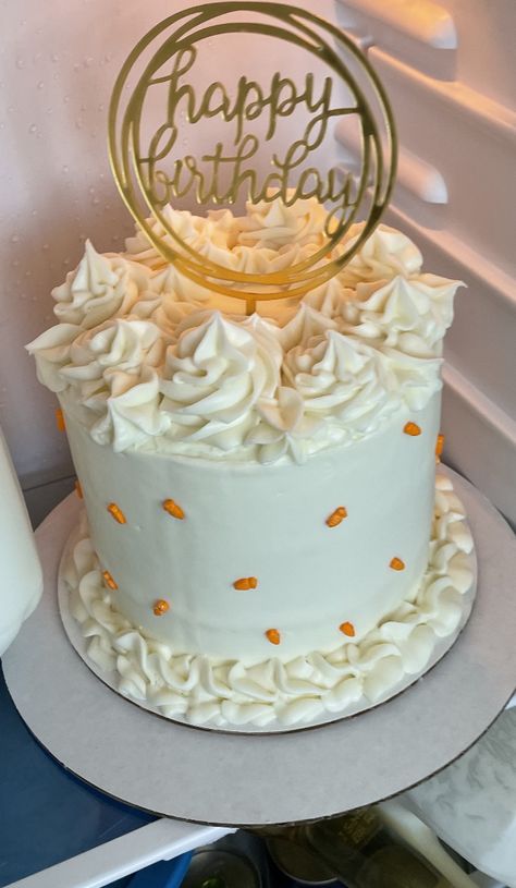 Carrot Cake Decorating Ideas, 20th Cake, Carrot Cakes, Floral Wallpaper Phone, Bday Cake, Cake Decorating Ideas, Wallpaper Phone, Cake Inspiration, Carrot Cake