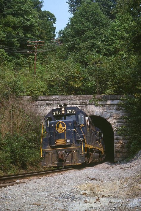 Chessie System, Baltimore And Ohio Railroad, Csx Trains, Southern Indiana, Railroad Photos, Train Car, Star Spangled, Thomas And Friends, One Image