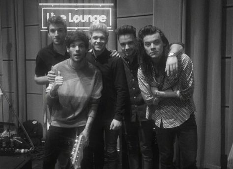 1D with BBCR1 - Greg James Four One Direction, One Direction Zayn Malik, One Direction Wallpaper, Bbc Radio 1, One Direction Photos, One Direction Pictures, I Love One Direction, Bbc Radio, 1 Direction