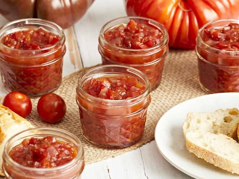 Tomato Relish Sweet Tomato Relish Recipe, Sweet Tomato Relish, Tomato Relish Recipe, Wine And Pizza, Relish Recipe, Pulled Pork Leftovers, Tomato Relish, Budget Bytes, Relish Recipes