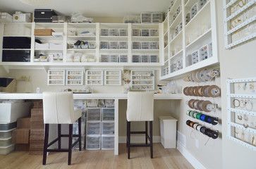 Jewelry Studio Design Ideas, Pictures, Remodel and Decor Jewelry Studio Organization, Sarah Wilson, Craft Studios, Art Rooms, Craft Spaces, Contemporary Home Office, Dream Craft Room, Craft Room Design, Studio Spaces