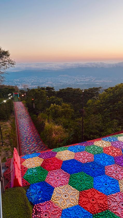 Salvador Culture, El Salvador Architecture, Rainbow Slide El Salvador, El Salvador Places To Visit, Travel El Salvador, El Salvador Vacation, El Salvador Wallpaper, El Salvador Aesthetic, El Salvador Art