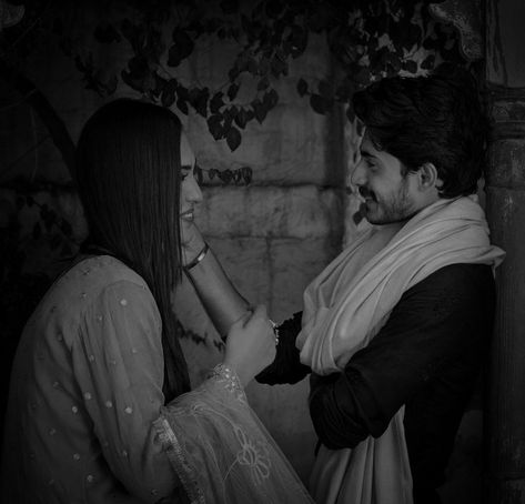 Black And White Aesthetic Pics, White Aesthetic Pics, Couple Smile, Good Morning Handsome Quotes, Smile Aesthetic, Asthetic Picture White And Black, Photography Poetry, Good Morning Handsome, Bff Poses