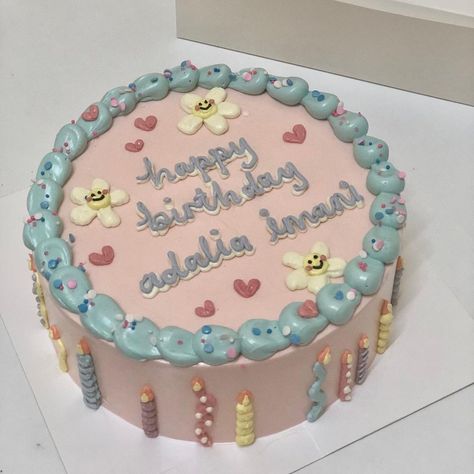 8 Inch Cake Designs, Lettering Cake, Cake Reference, Korean Cakes, Korea Cake, Too Cute To Handle, Cake Lettering, Letter Cake, 8 Inch Cake