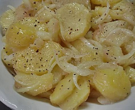 Exact replication of my mama's potato salad. Mmmmm Krompir Salata, Filled Pancakes, Croation Recipes, Slovenian Food, Balkan Food, Sweet Cheese, Croatian Cuisine, Macedonian Food, Cabbage Salad Recipes